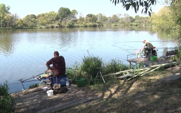 Szekszárdra került a vándorserleg a szezonzáró horgászversenyen